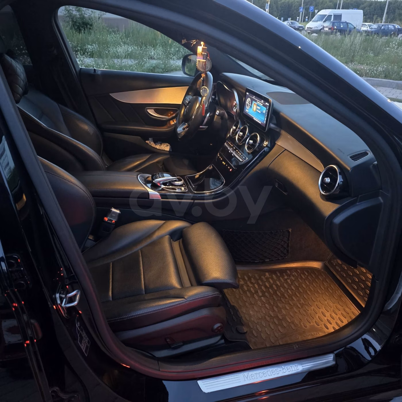 Mercedes-Benz C-Класс фото 11