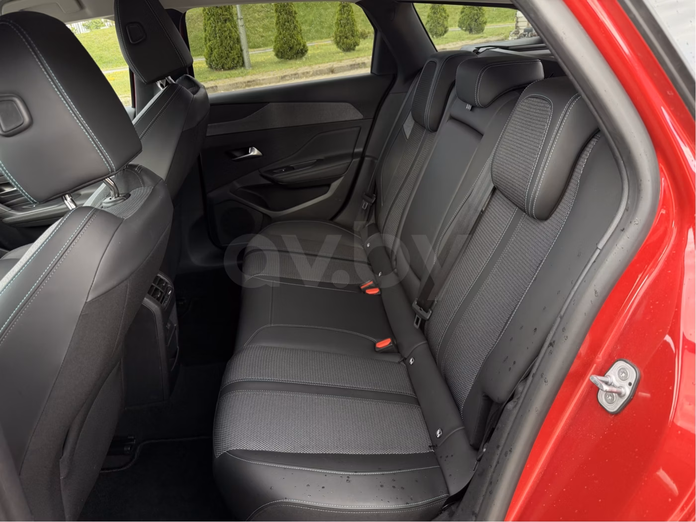 Peugeot 308 фото 8