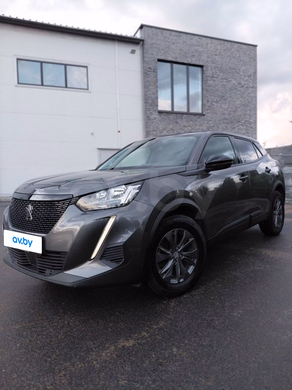 Peugeot 2008 фото 9