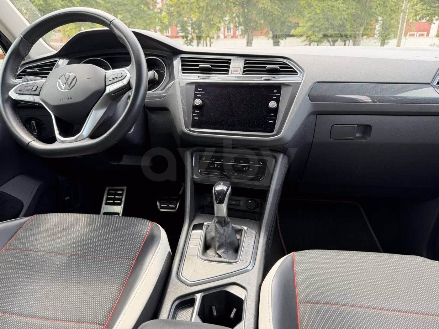 Volkswagen Tiguan фото 12