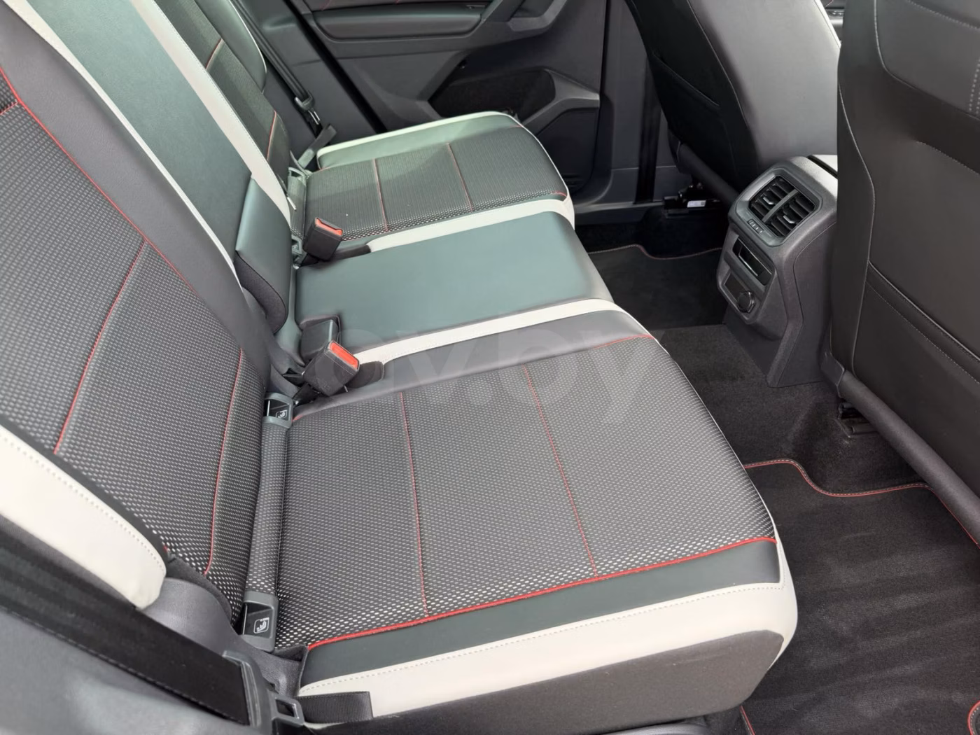 Volkswagen Tiguan фото 13