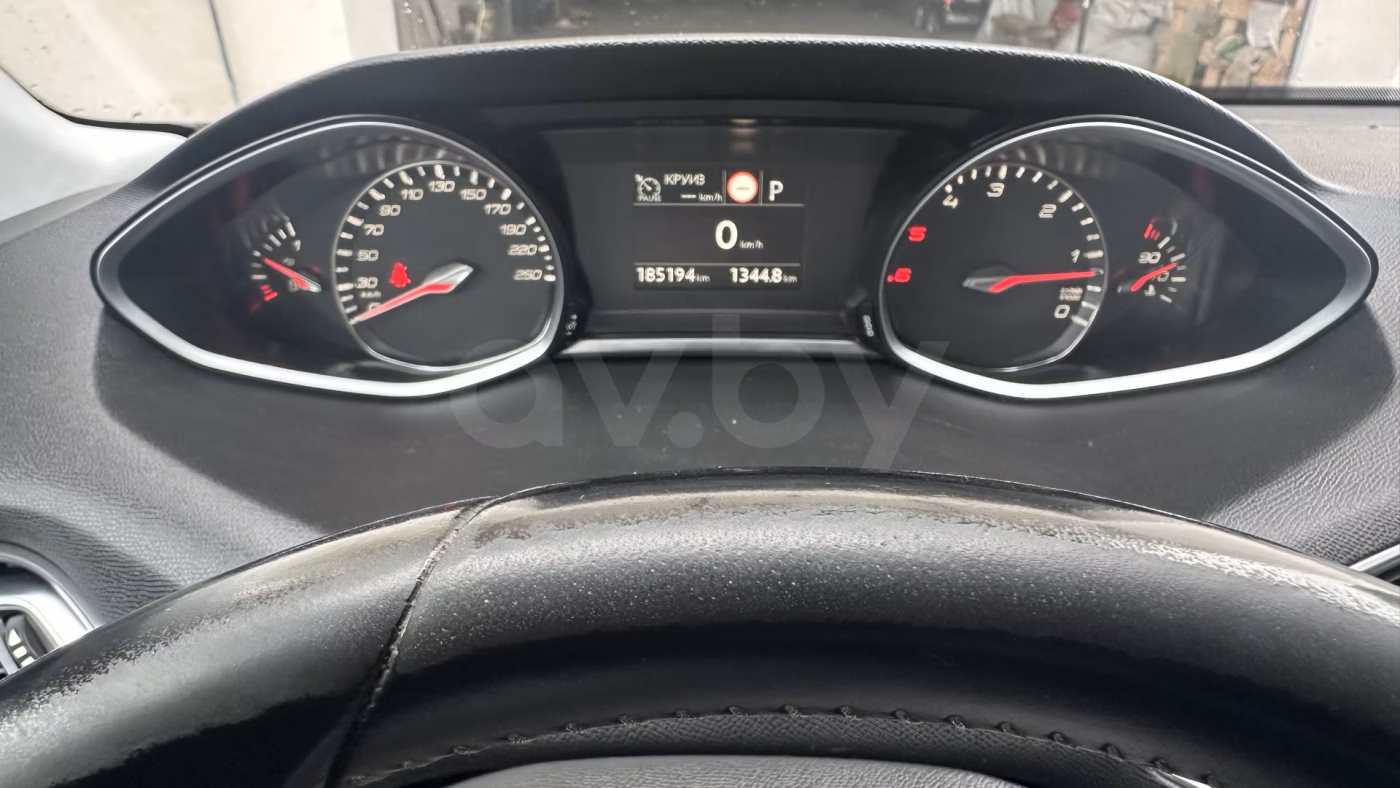 Peugeot 308 фото 4