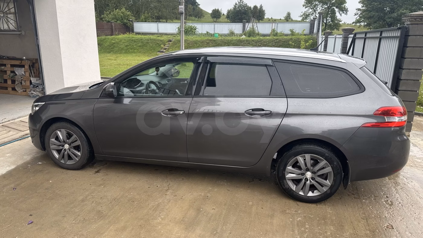 Peugeot 308 фото 5