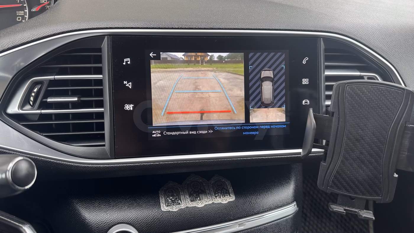 Peugeot 308 фото 7