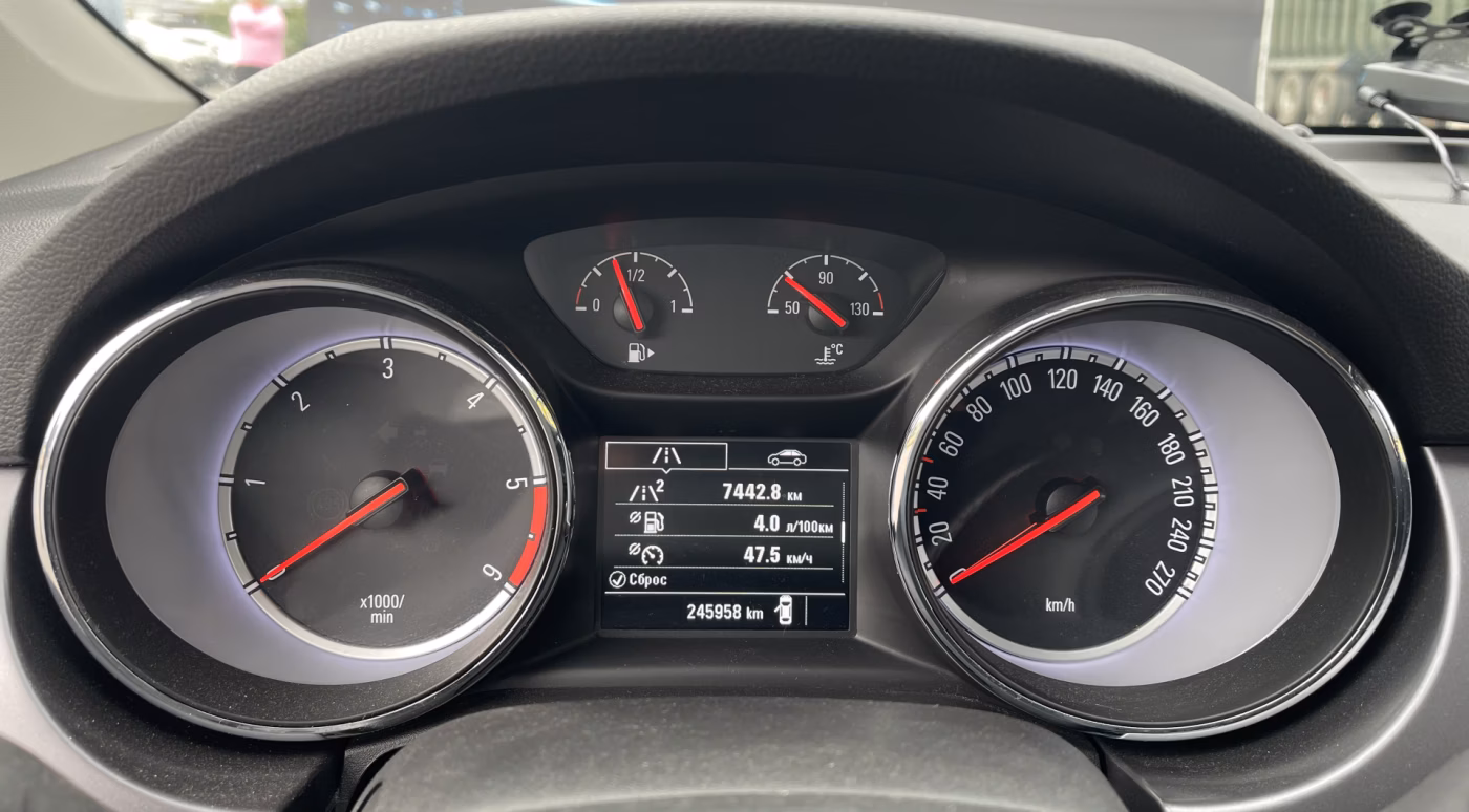 Opel Astra фото 21