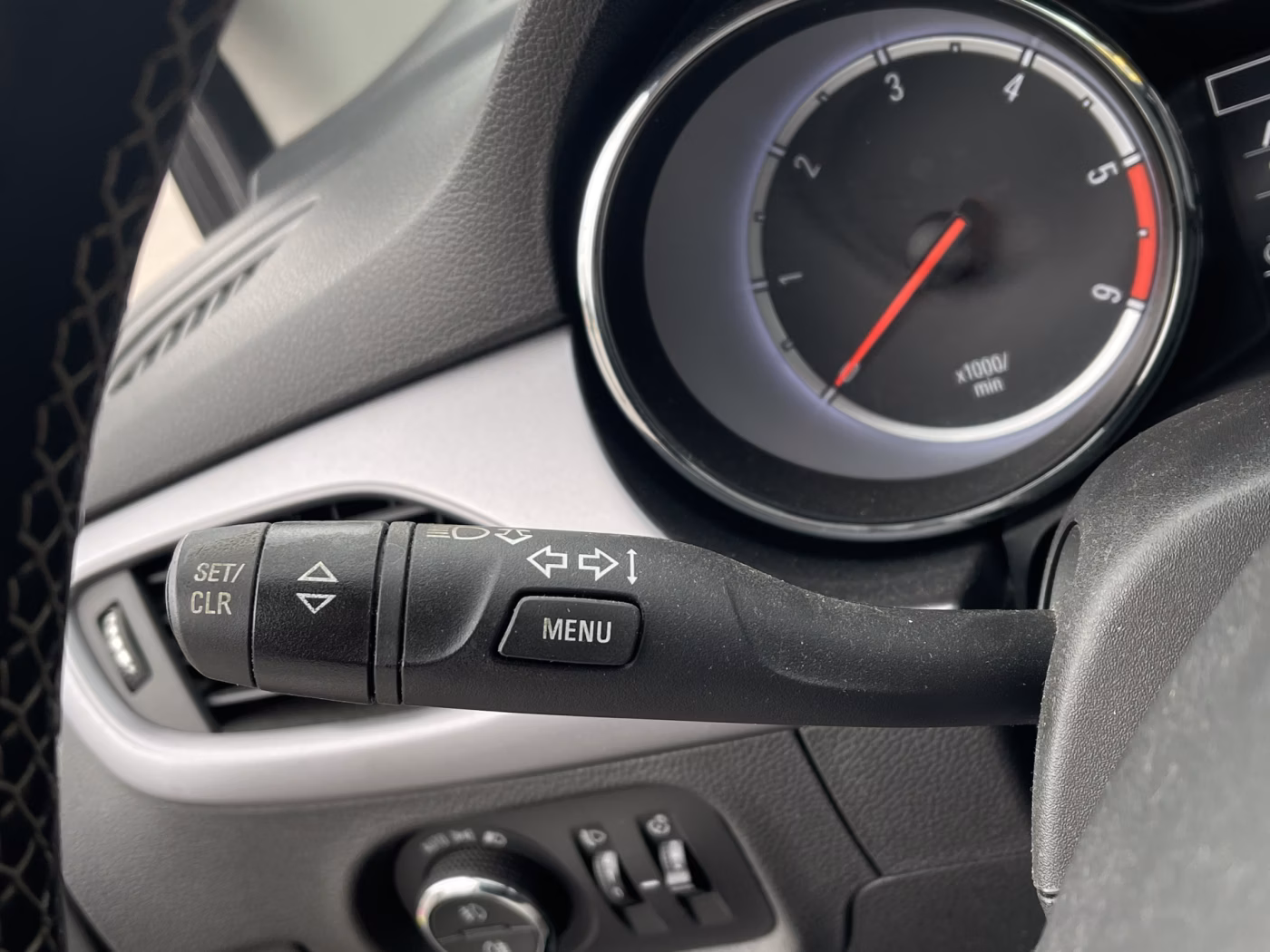 Opel Astra фото 25