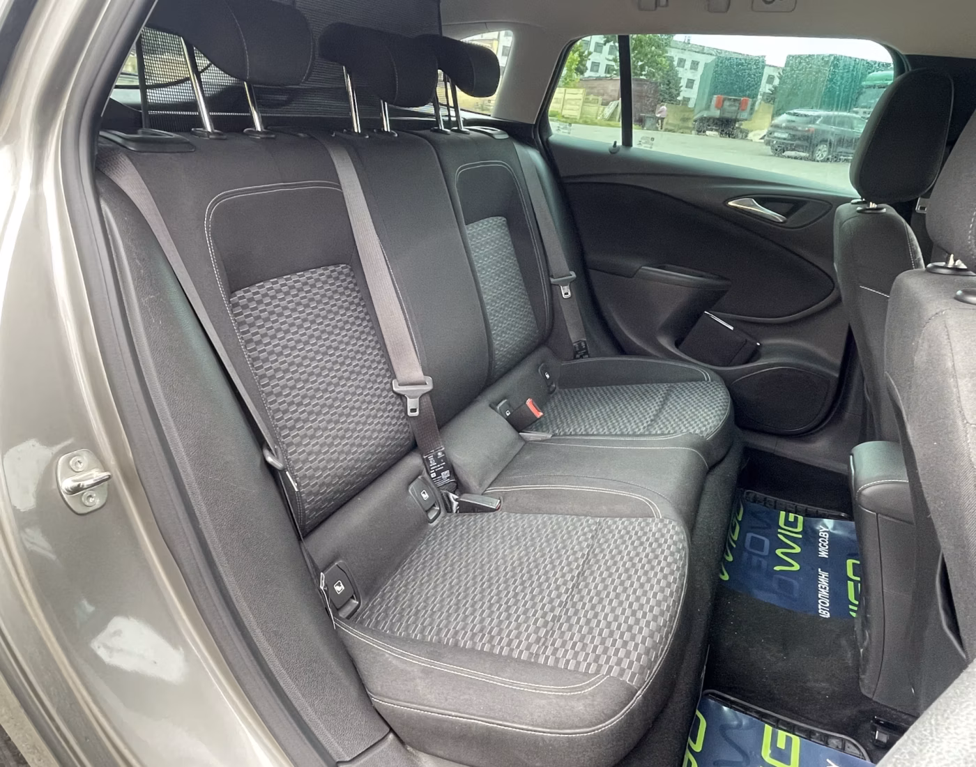 Opel Astra фото 11
