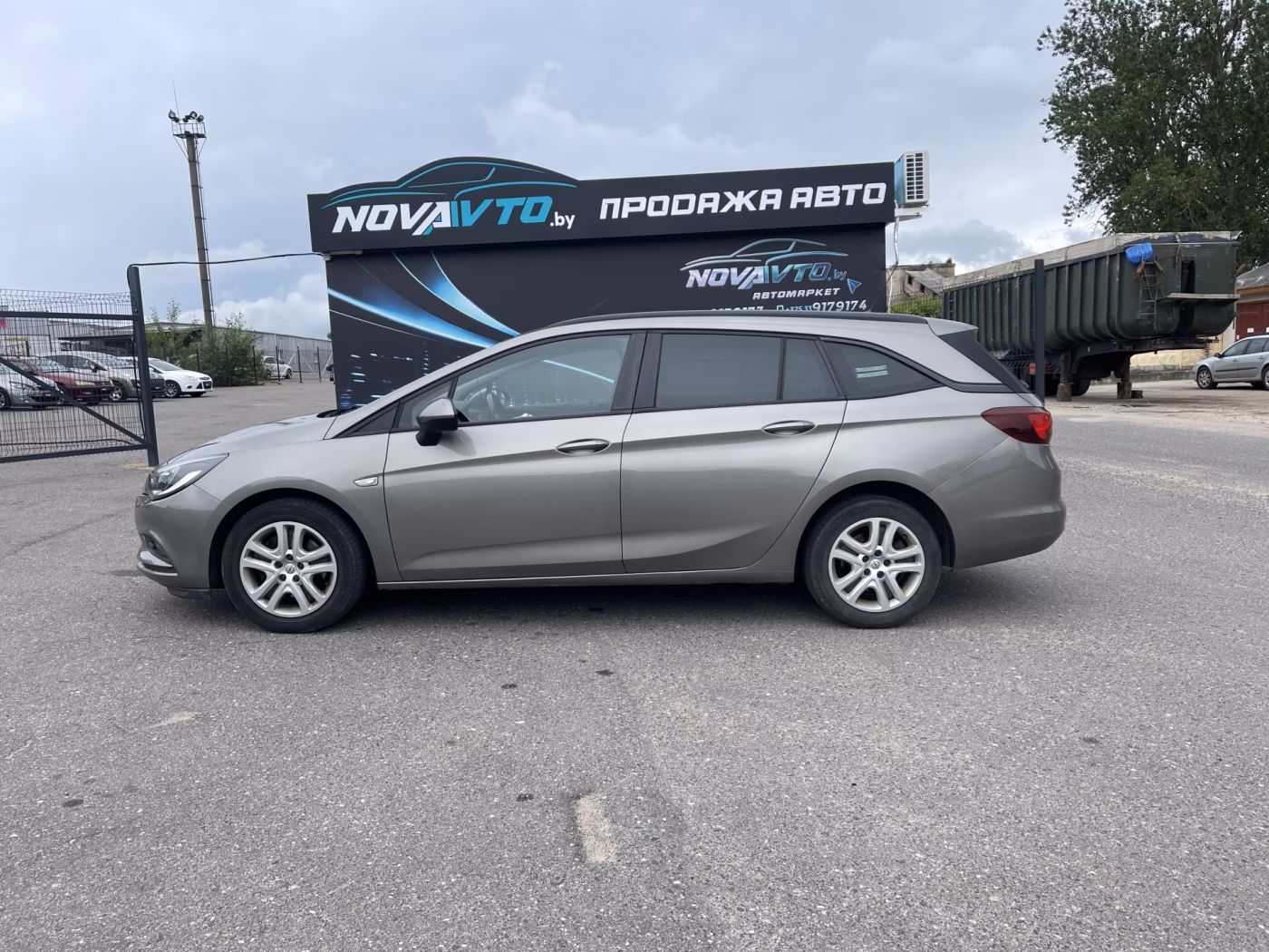 Opel Astra фото 8
