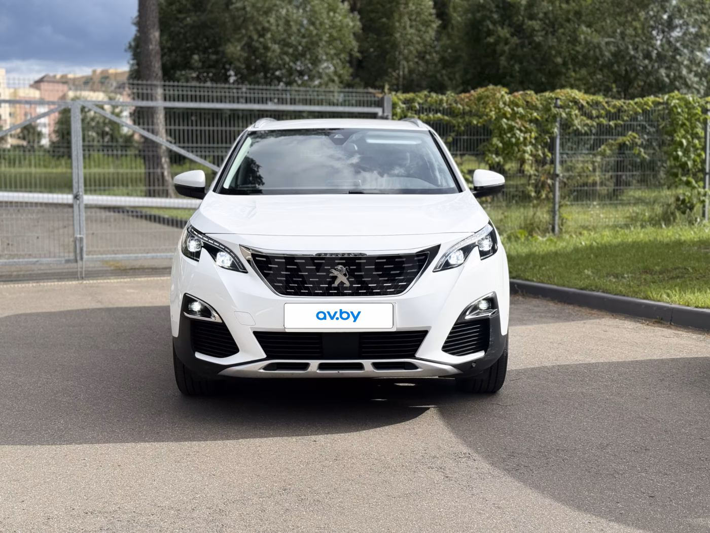 Peugeot 5008 фото 3