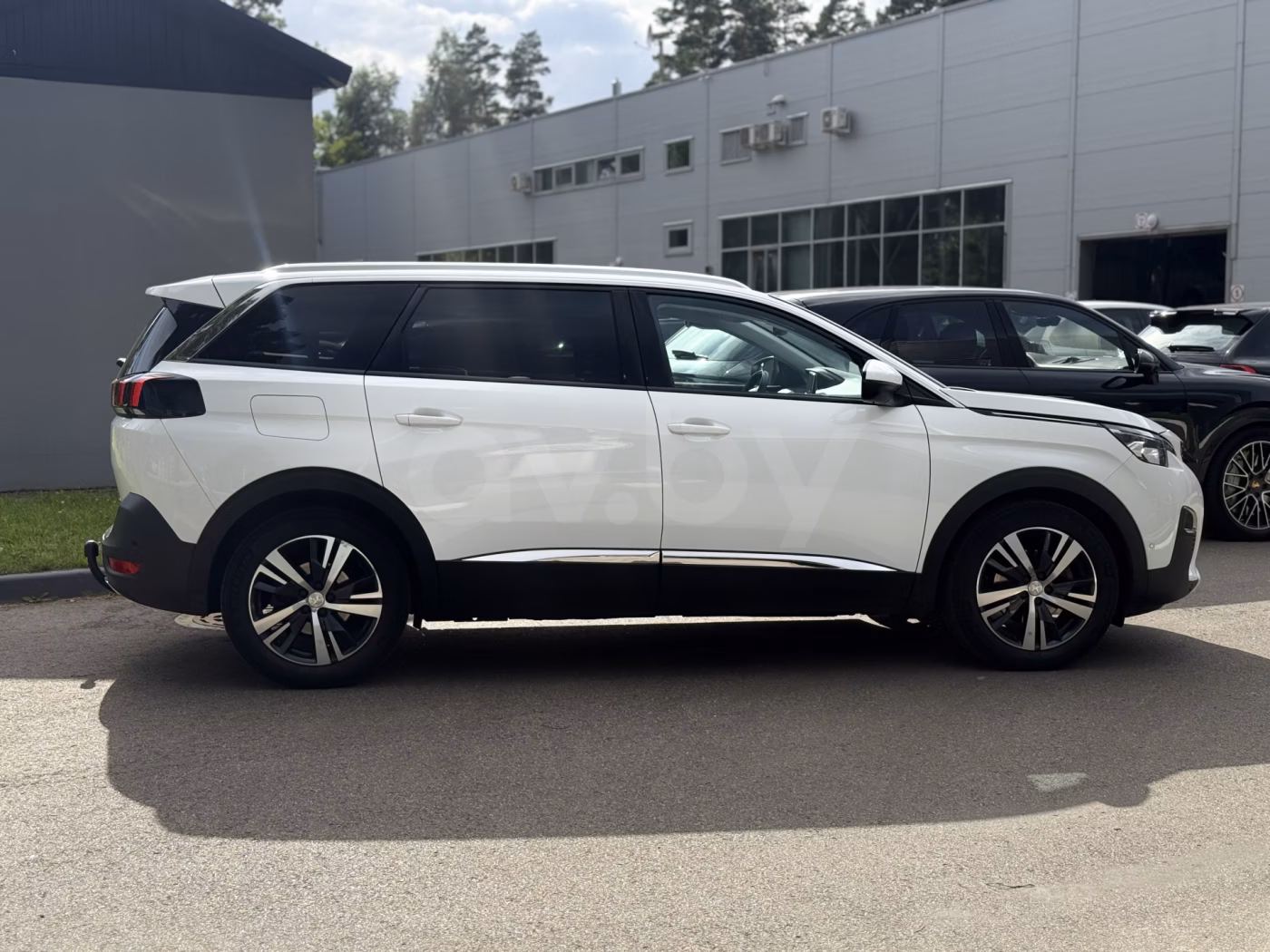Peugeot 5008 фото 6