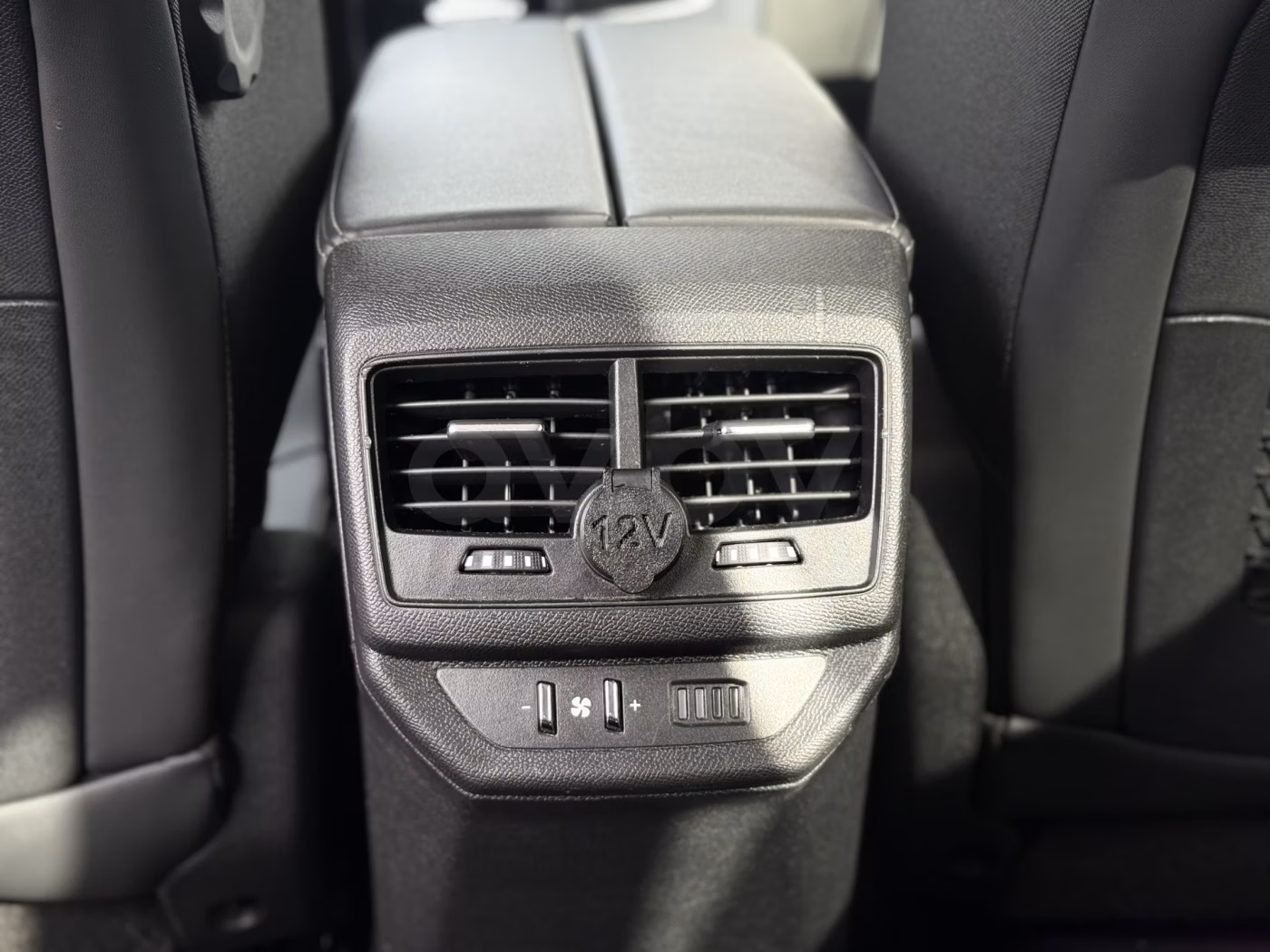 Peugeot 5008 фото 16