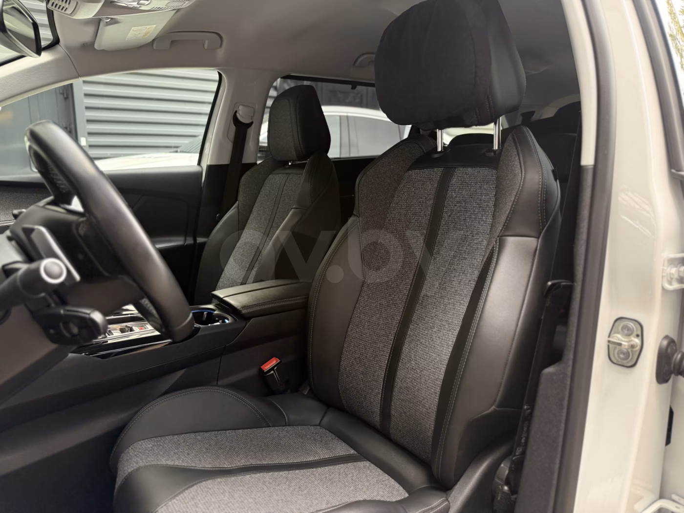 Peugeot 5008 фото 25