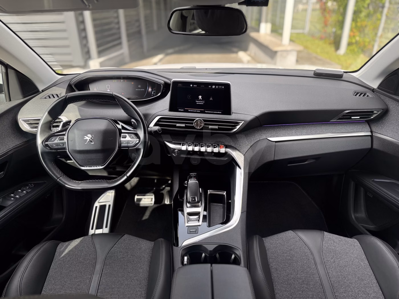 Peugeot 5008 фото 12