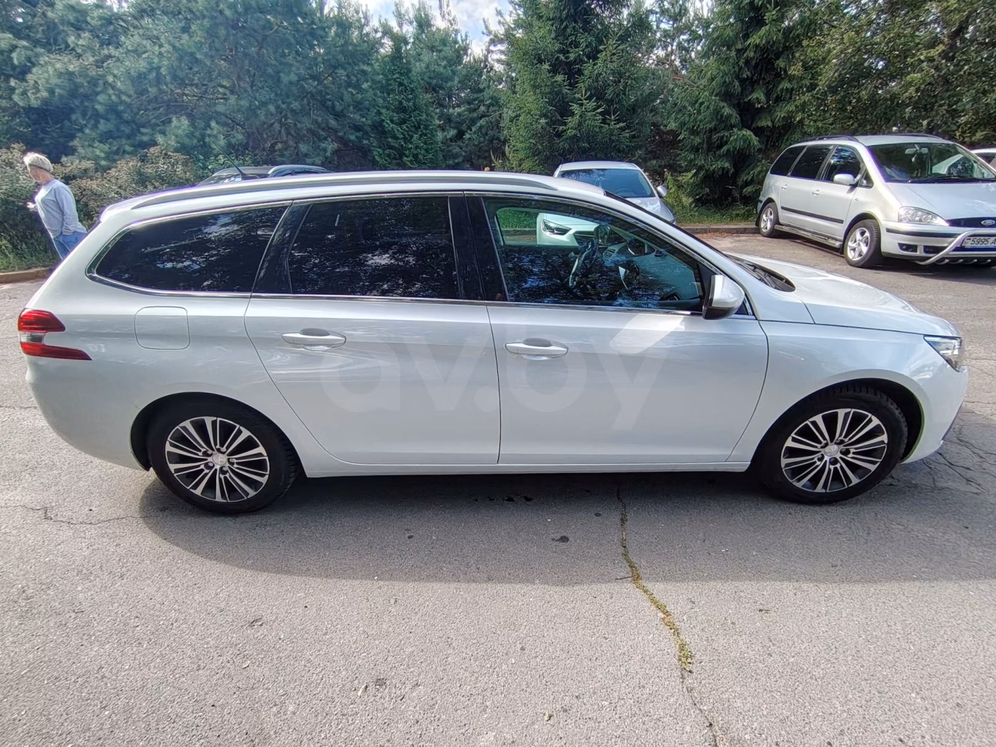Peugeot 308 фото 3