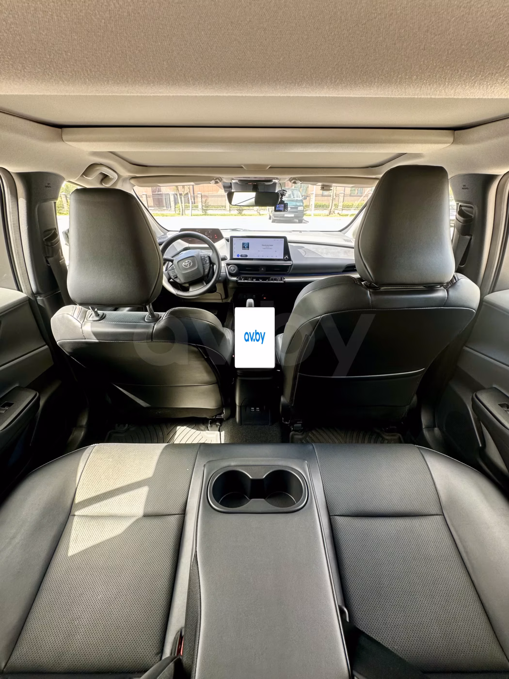 Toyota Prius фото 10