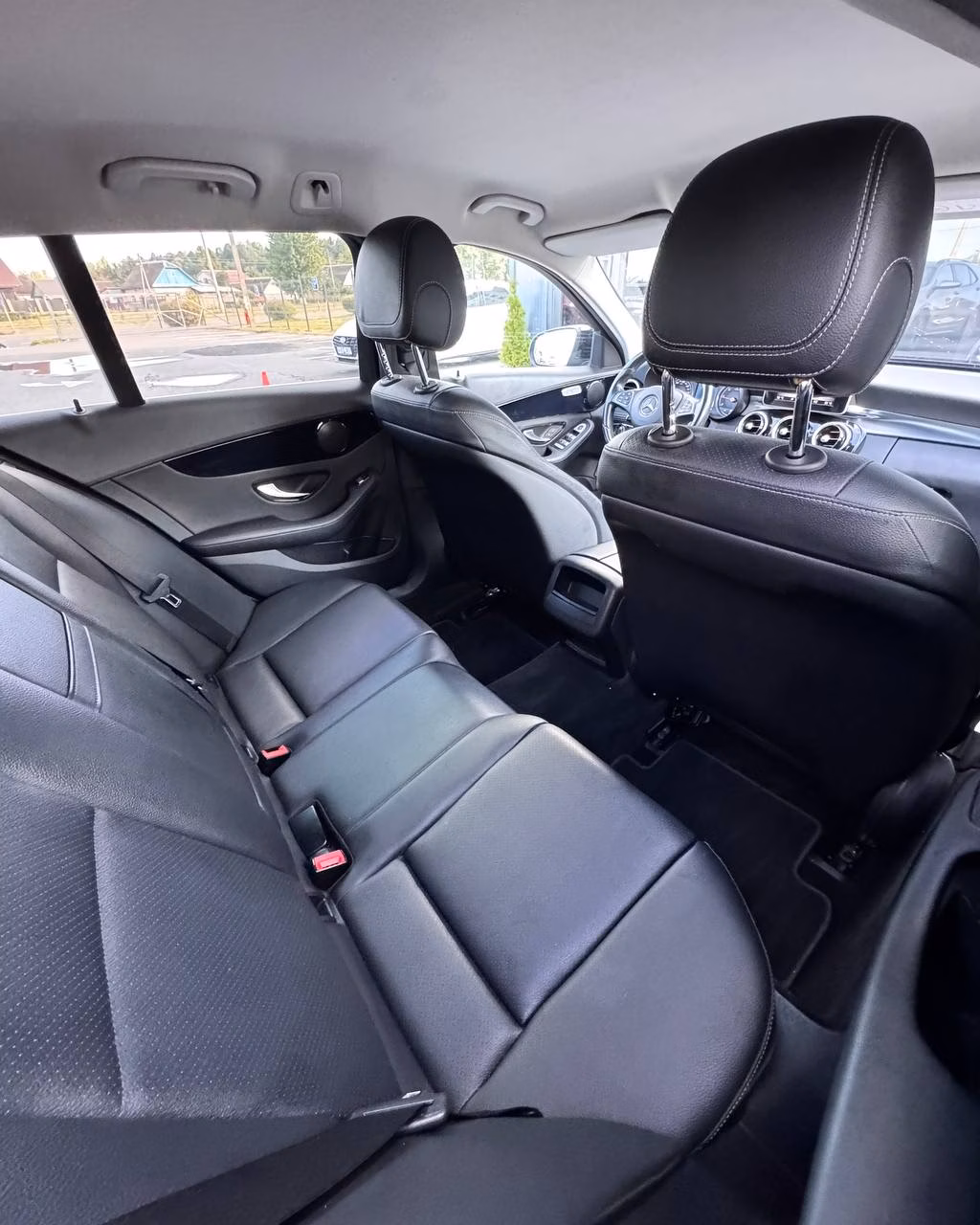Mercedes-Benz C-Класс фото 13