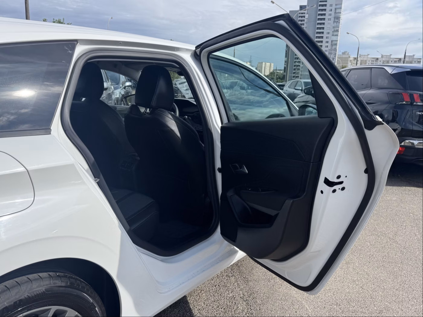 Peugeot 308 фото 14