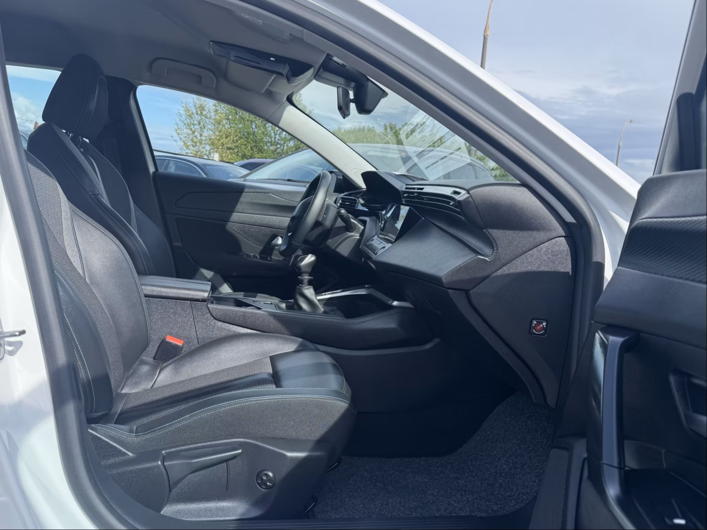 Peugeot 308 фото 17