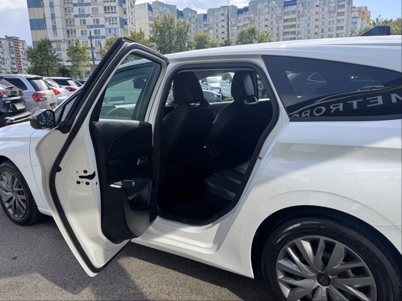 Peugeot 308 фото 10