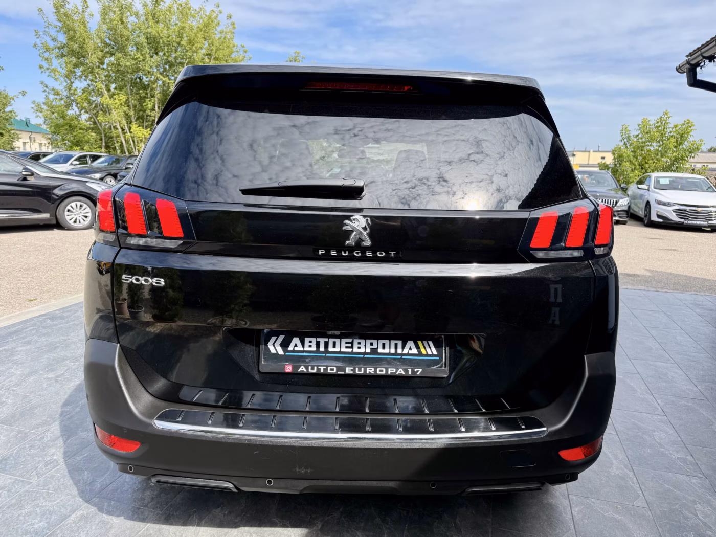Peugeot 5008 фото 7