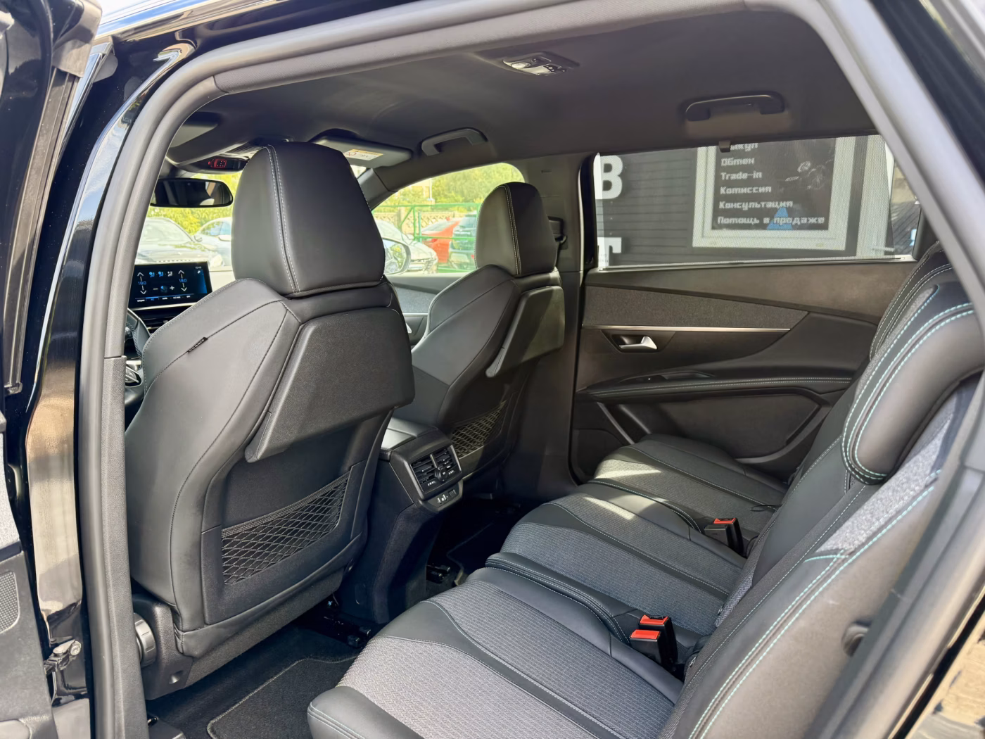 Peugeot 5008 фото 15