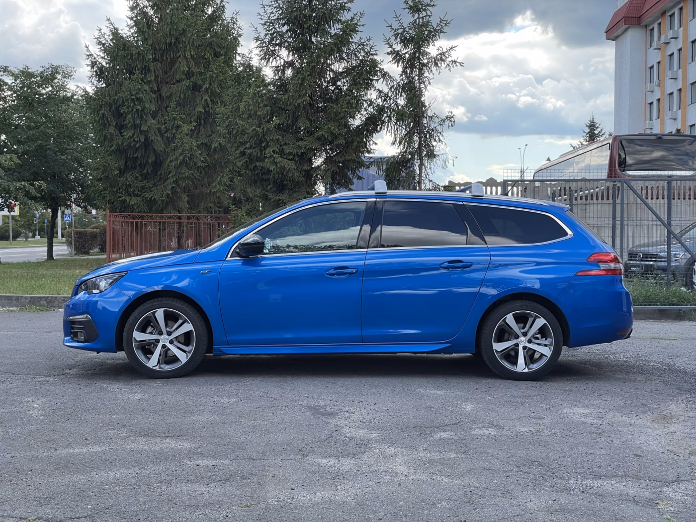 Peugeot 308 фото 8