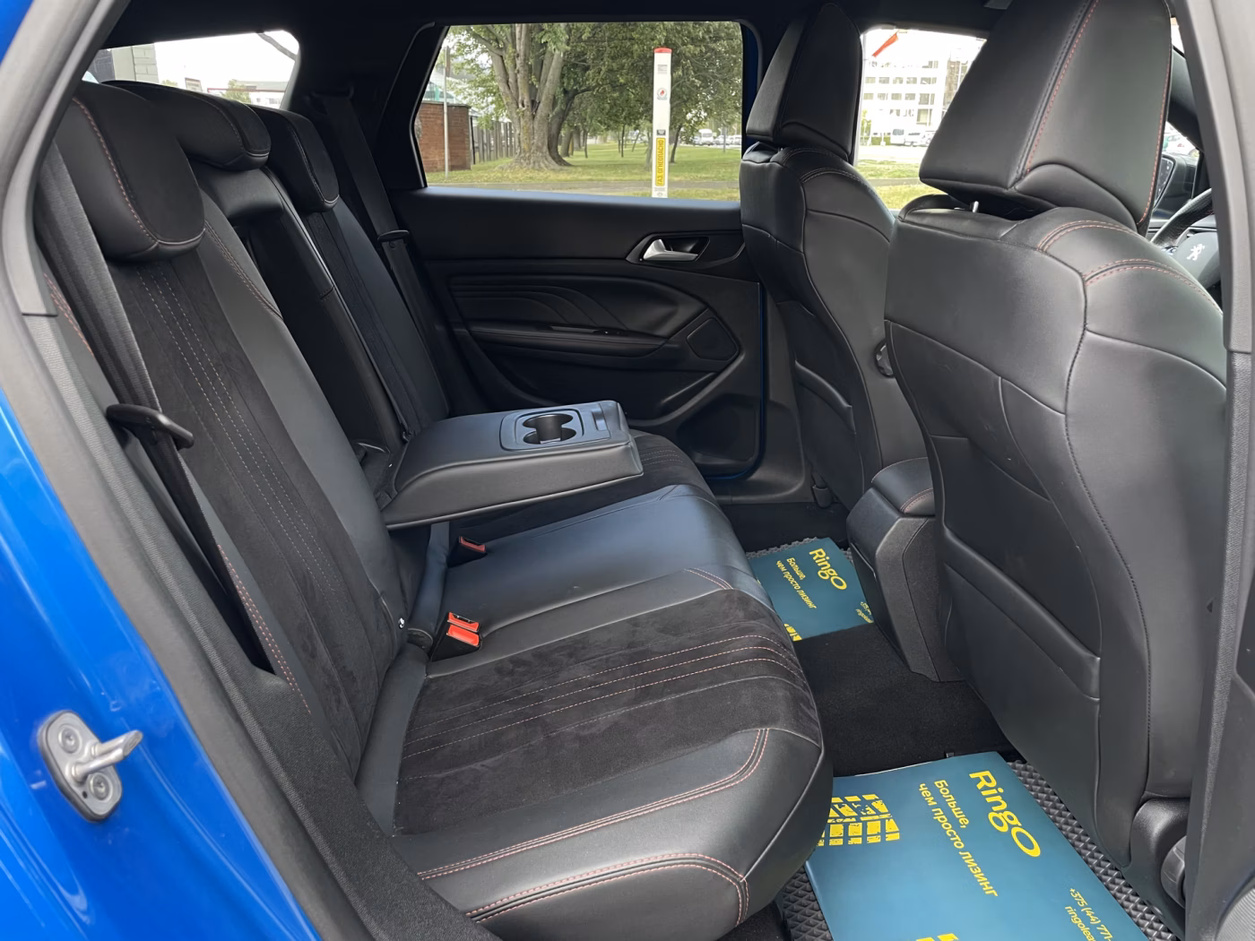 Peugeot 308 фото 12