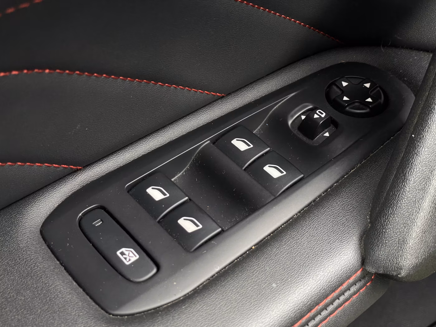 Peugeot 308 фото 23