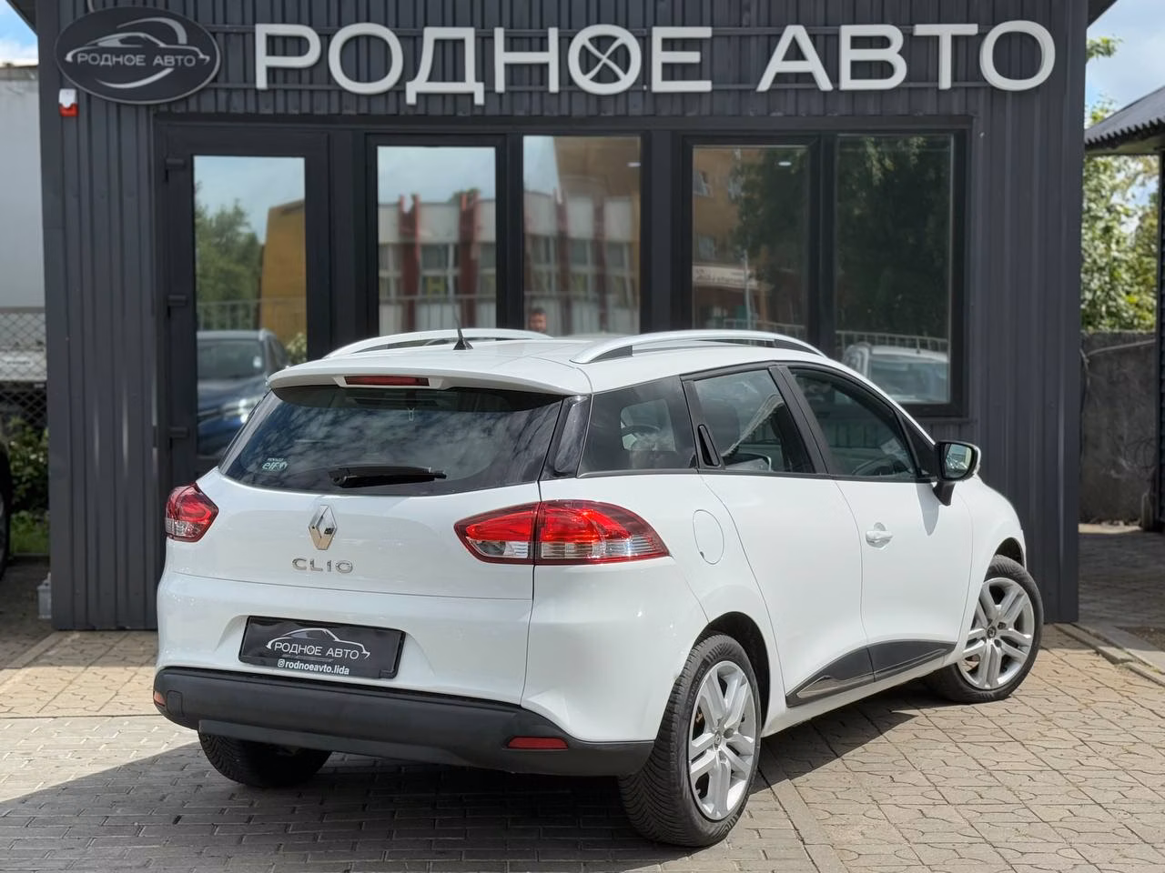 Renault Clio фото 6