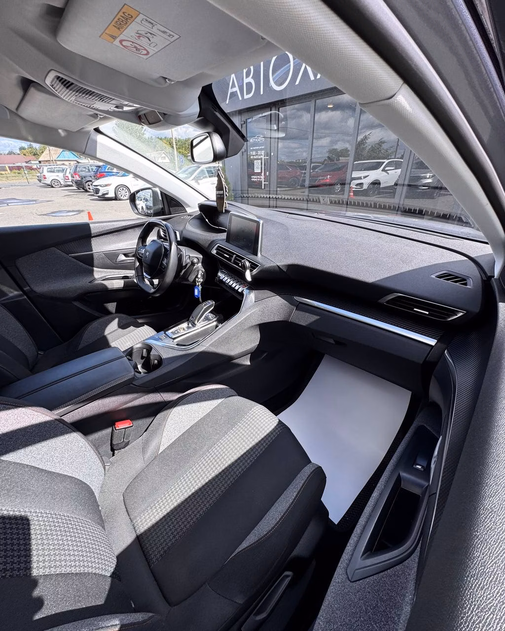 Peugeot 3008 фото 13