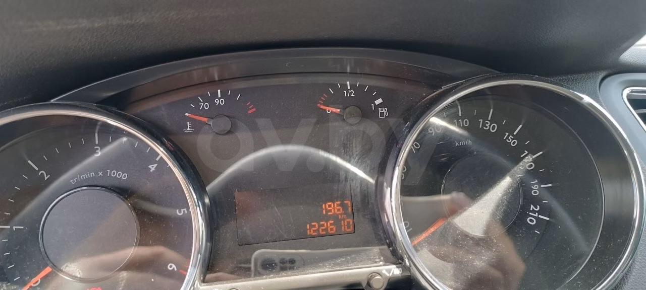Peugeot 5008 фото 3