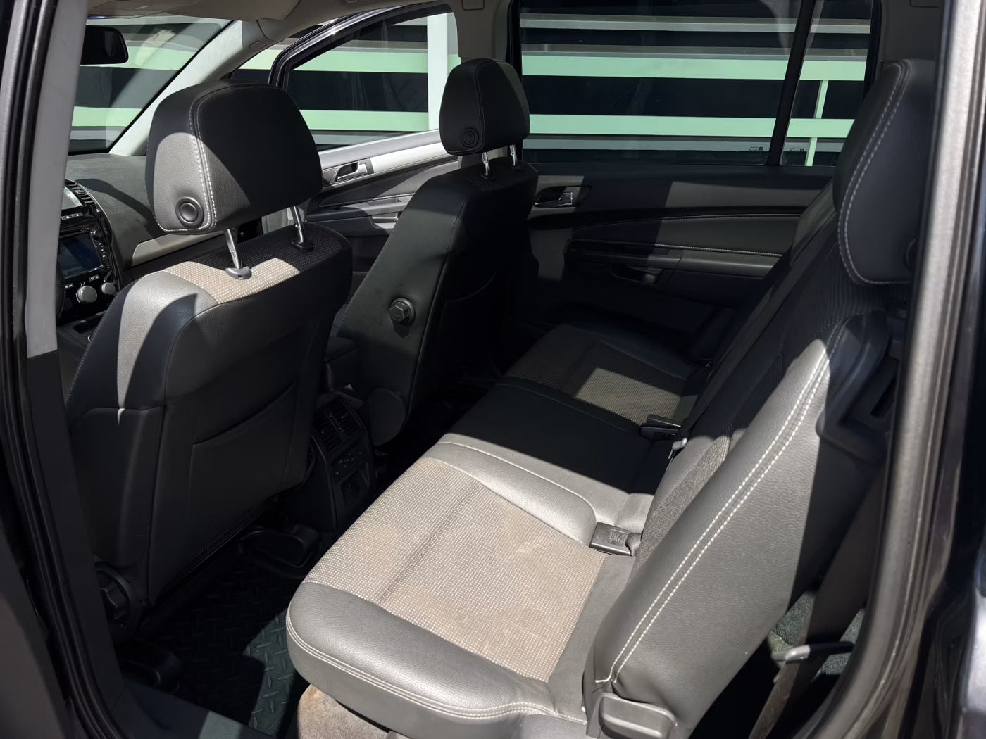 Opel Zafira фото 12