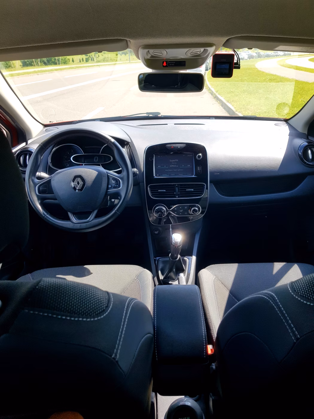 Renault Clio фото 5