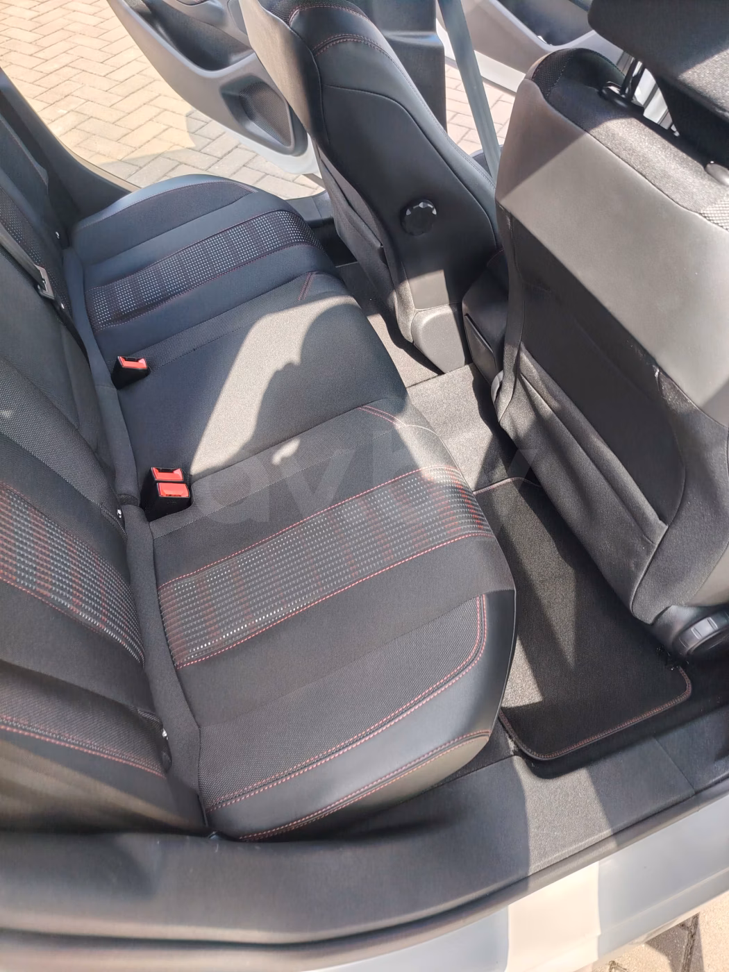 Peugeot 308 фото 8