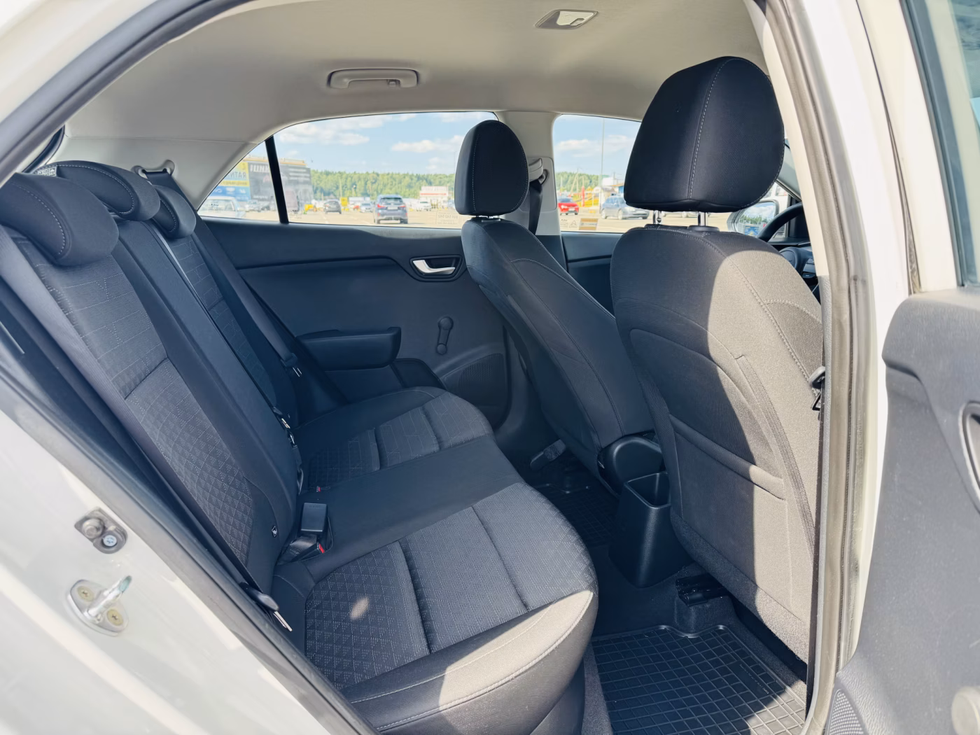 Kia Rio фото 7