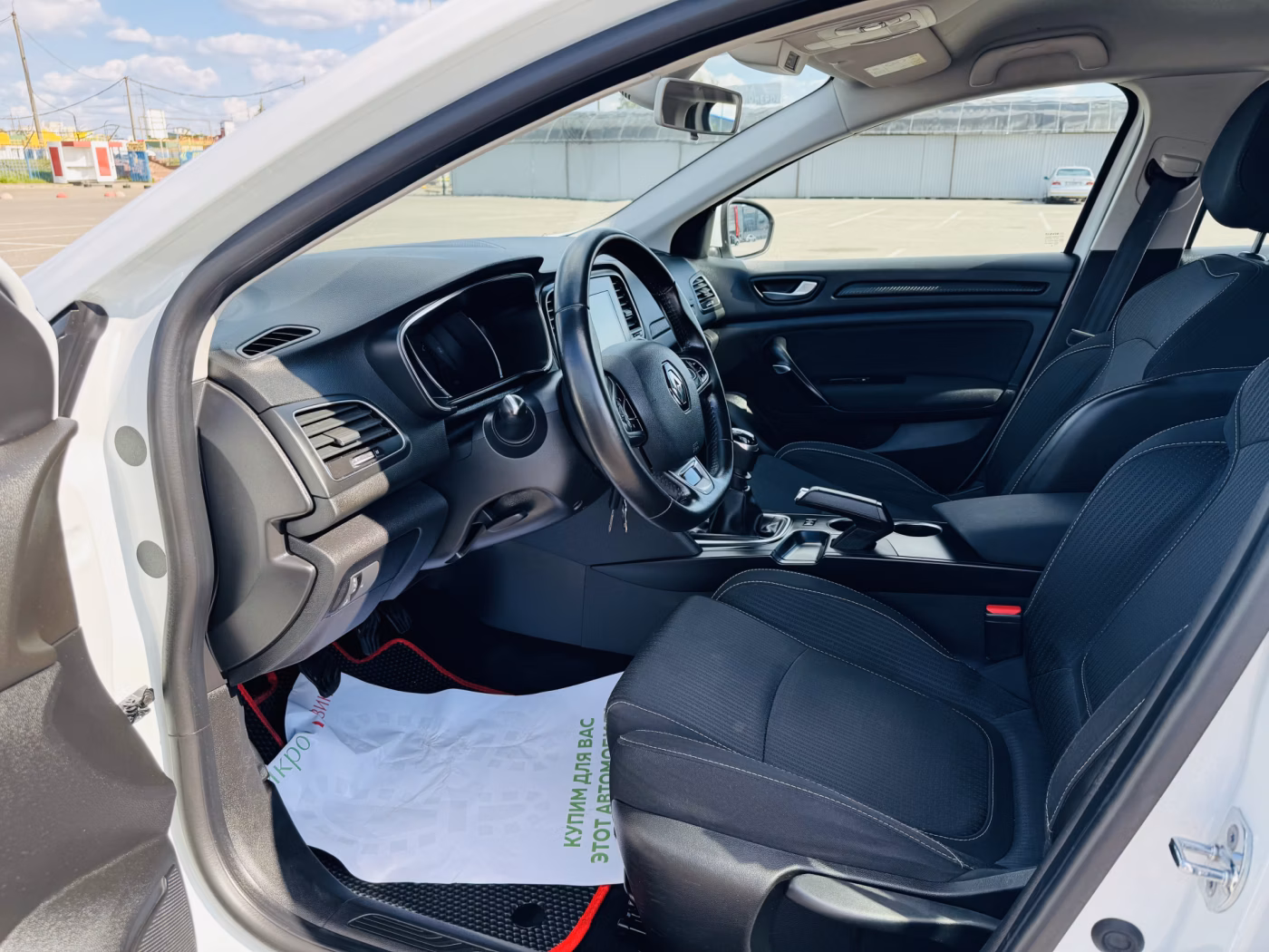 Renault Megane фото 5