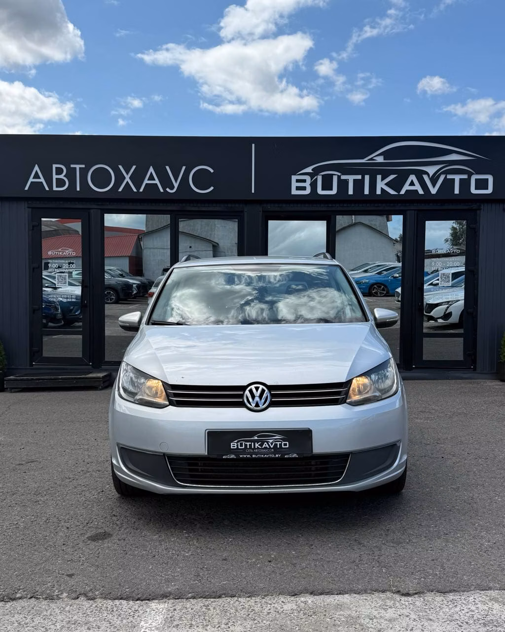 Volkswagen Touran фото 2