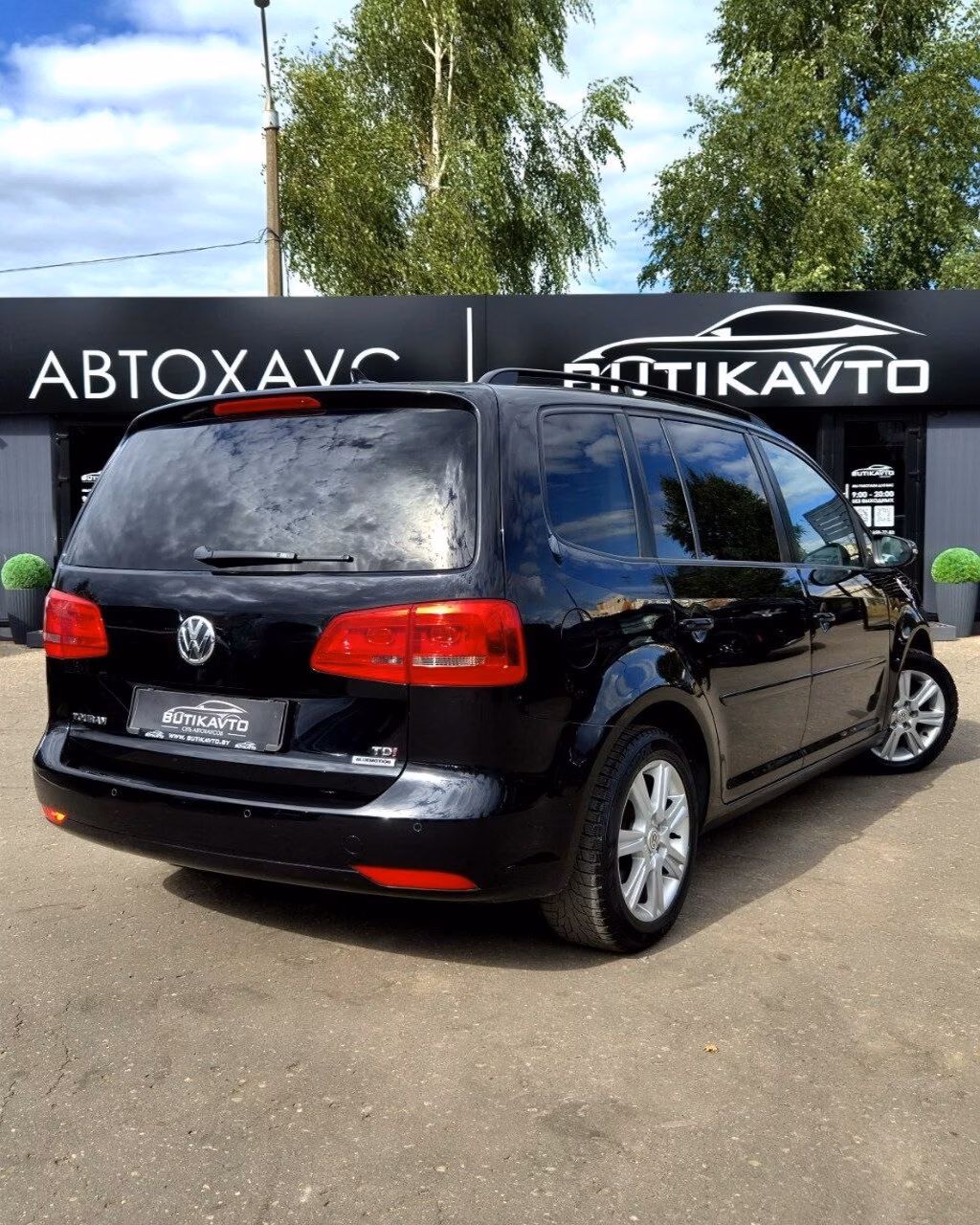 Volkswagen Touran фото 6