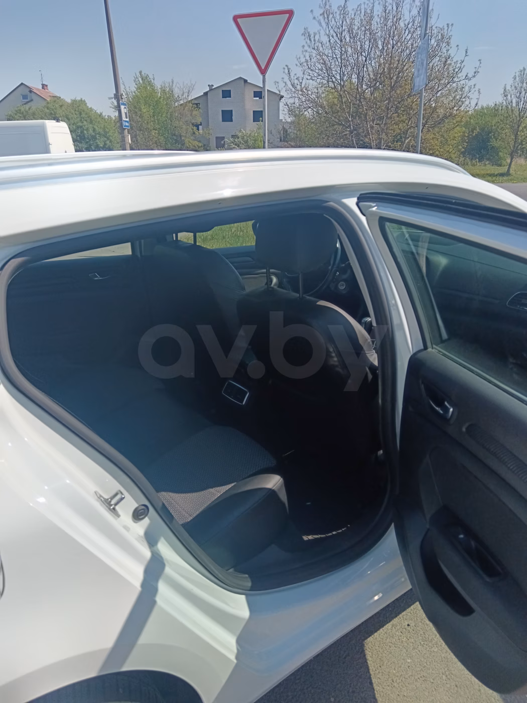 Renault Megane фото 11