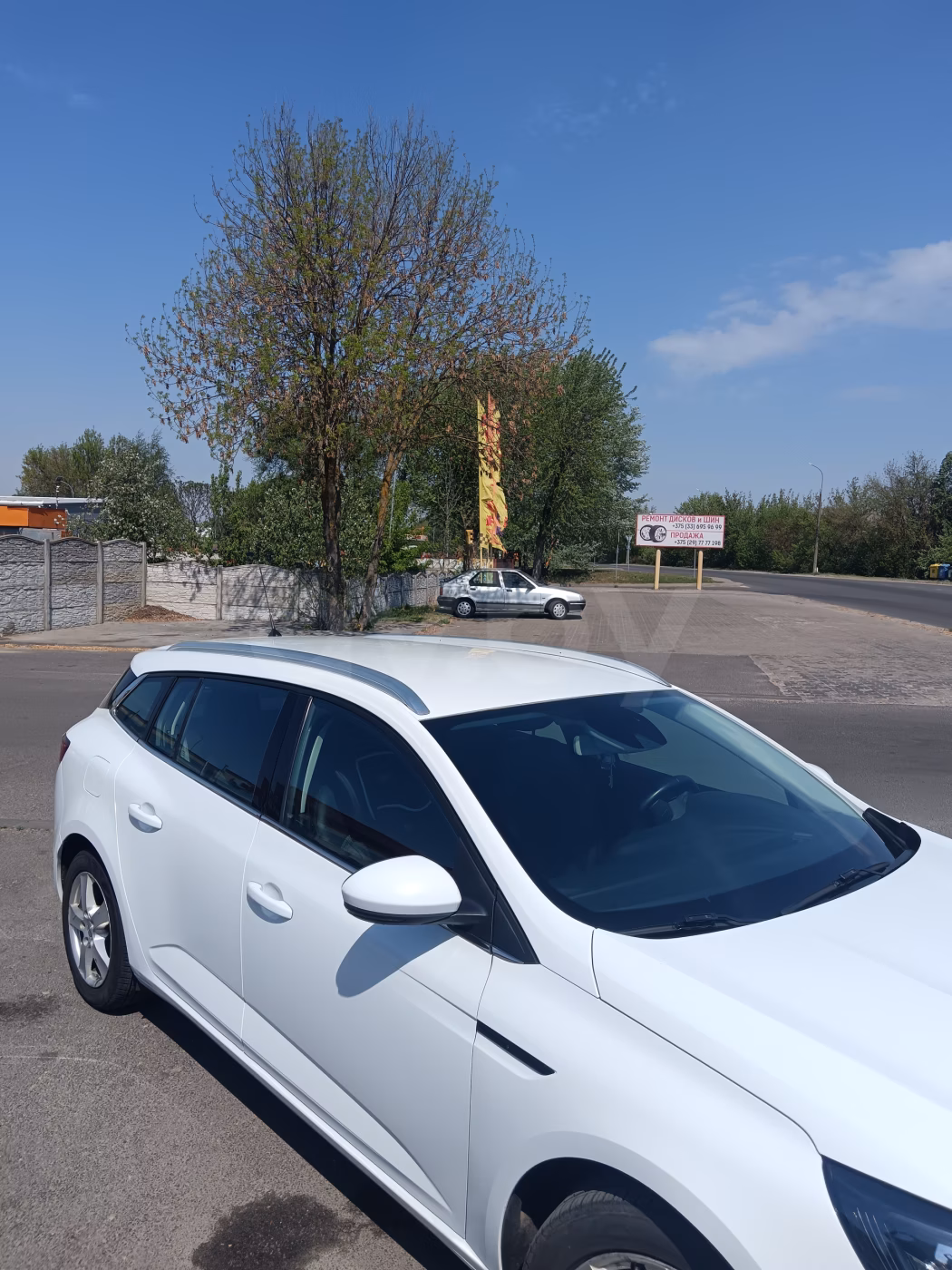 Renault Megane фото 8