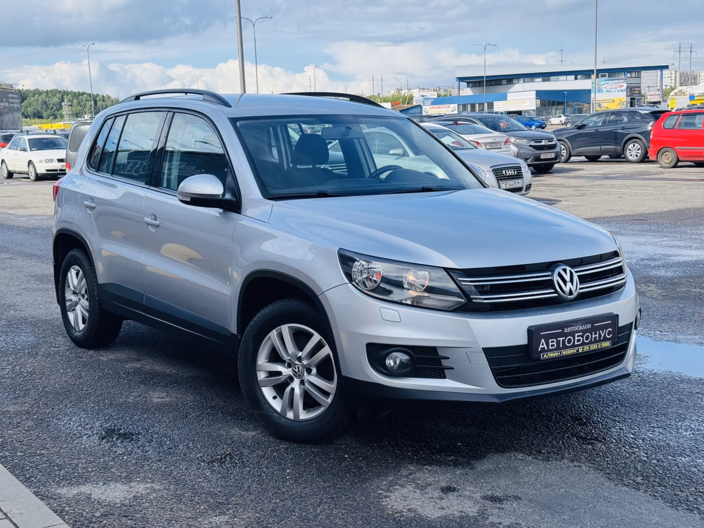 Volkswagen Tiguan фото 3