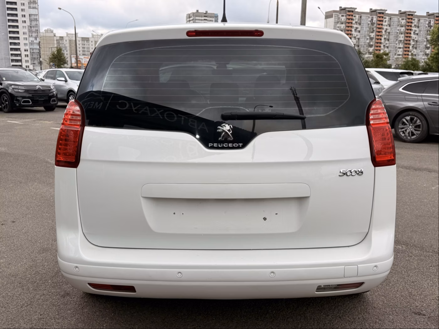 Peugeot 5008 фото 7