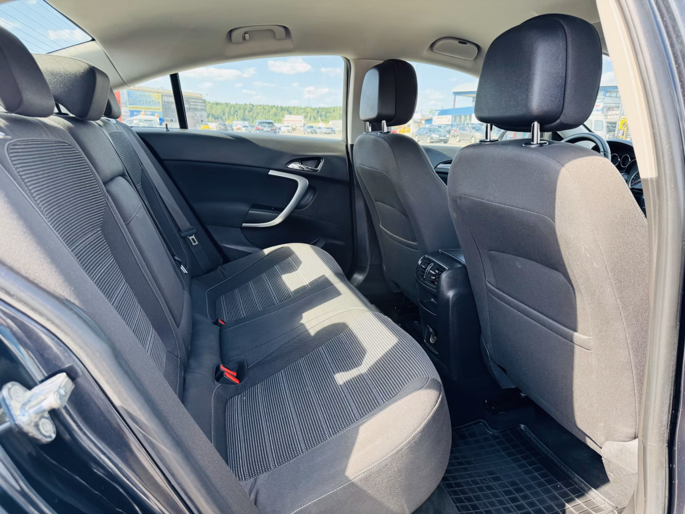 Opel Insignia фото 7