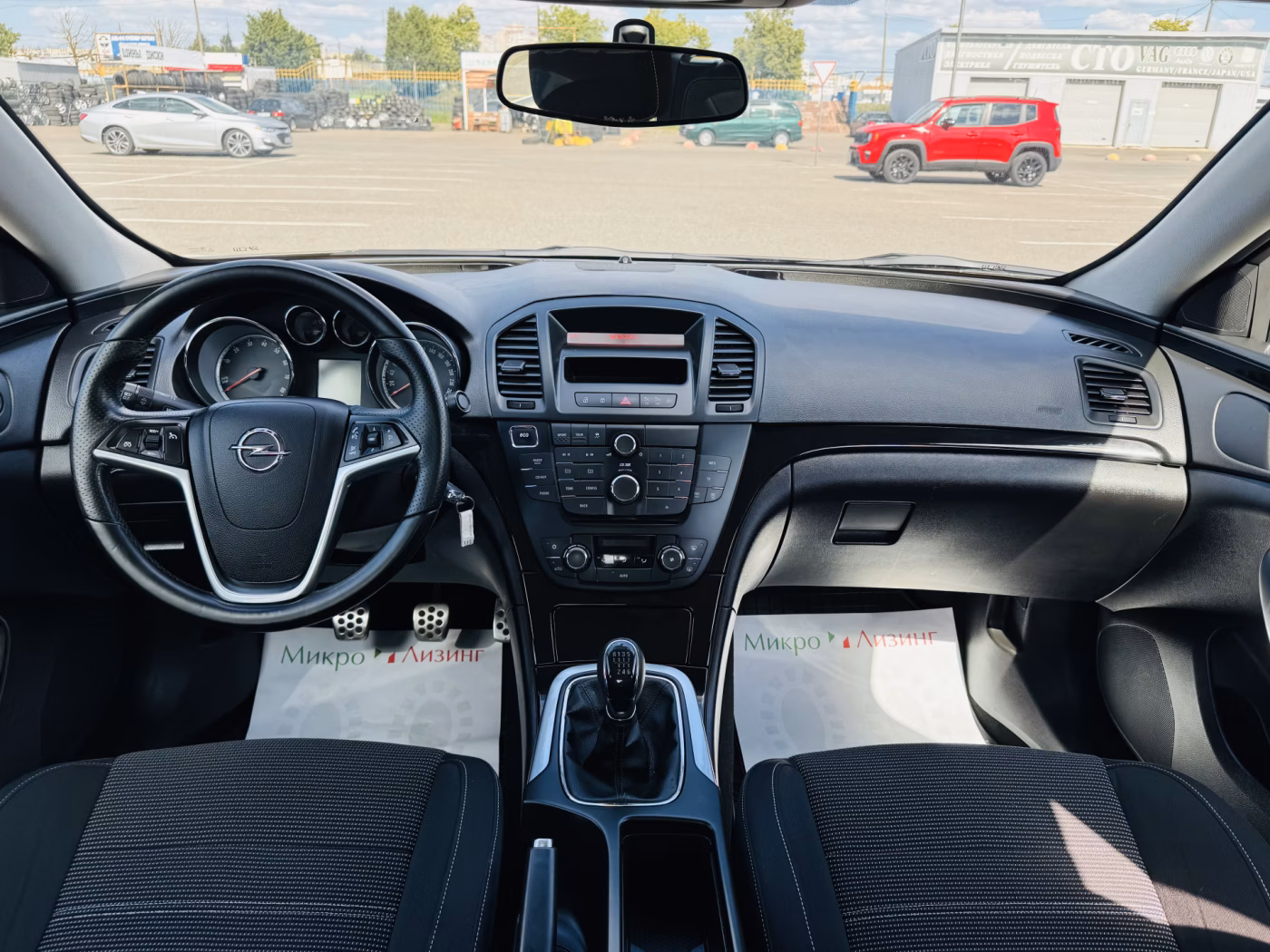 Opel Insignia фото 9