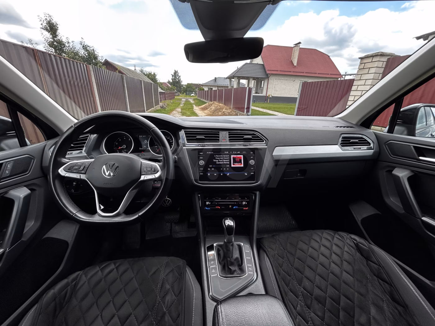 Volkswagen Tiguan фото 8