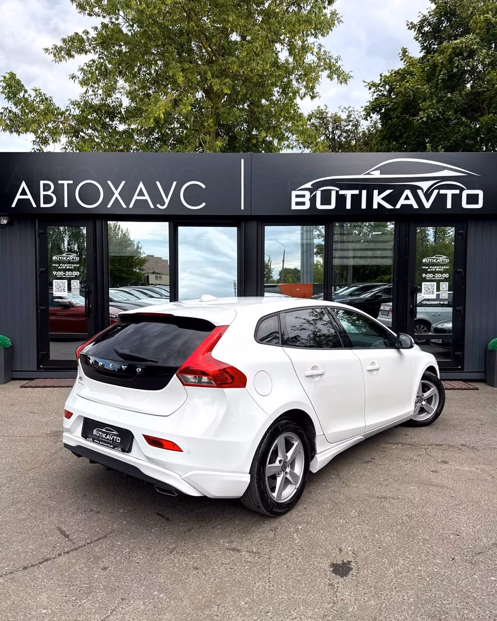 Volvo V40 фото 7