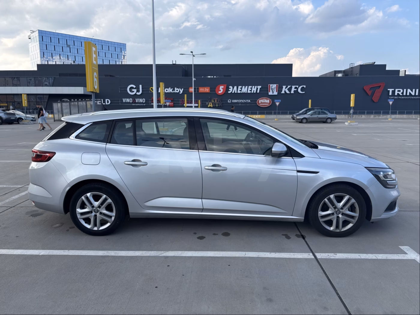 Renault Megane фото 6