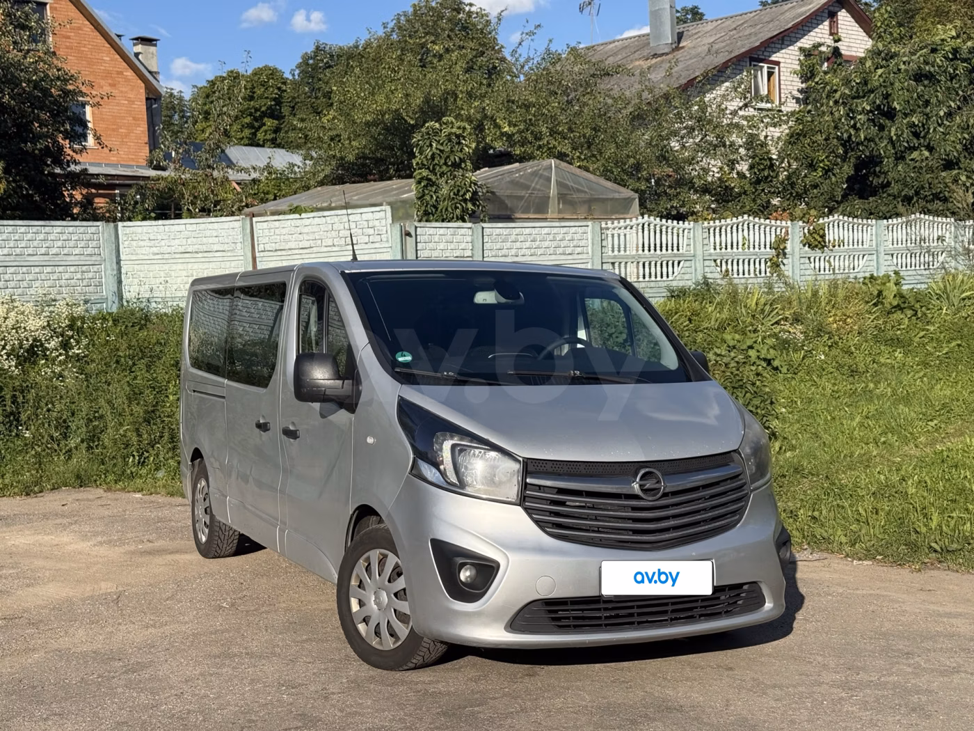 Opel Vivaro фото 2