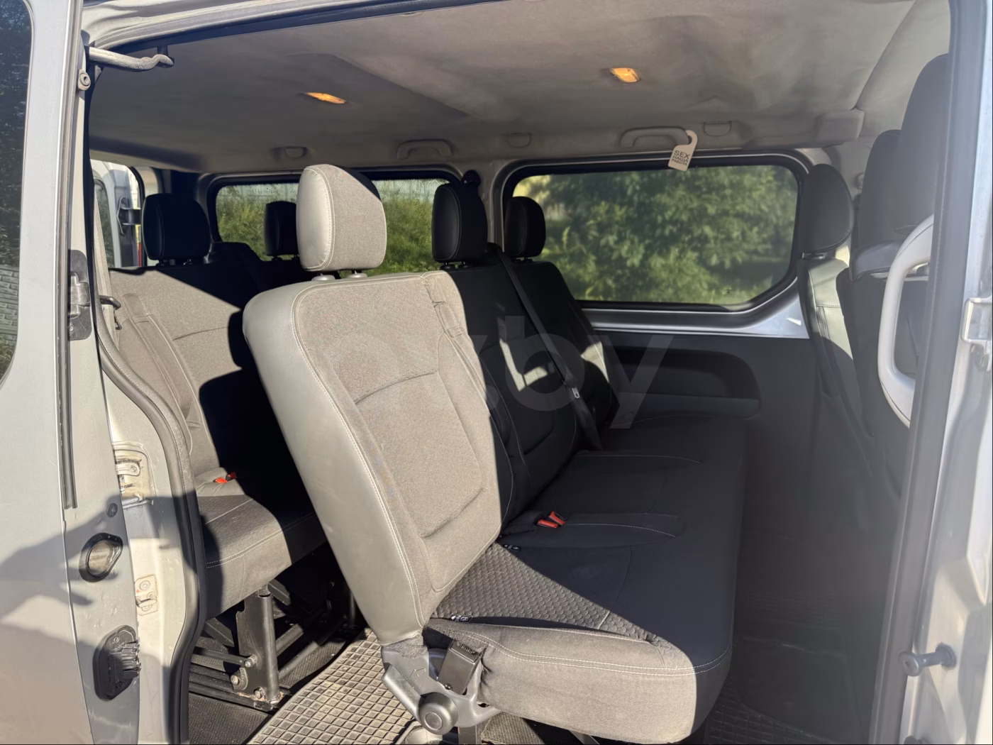 Opel Vivaro фото 11