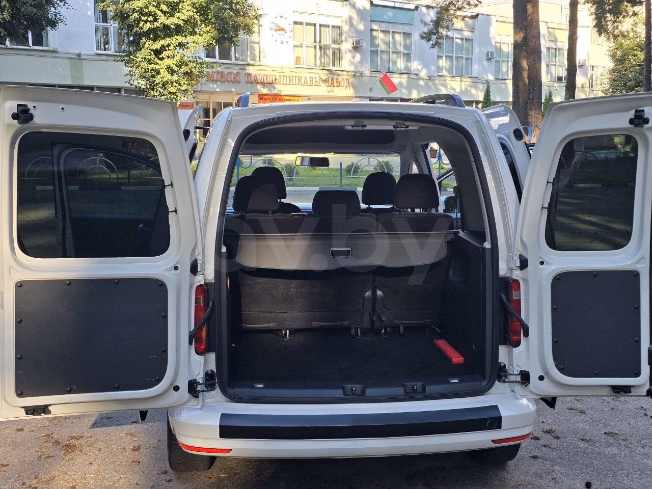Volkswagen Caddy фото 10